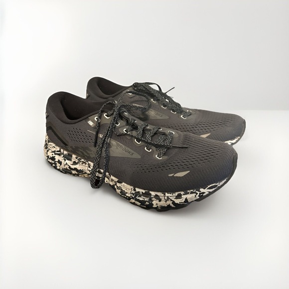 Brooks Shoes - Brooks Ghost 15 Women's size 10.5 B Running Shoes Ebony/Black/Oyster 1203801B004